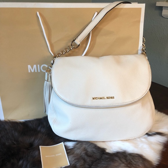 Michael Kors Handbags - ✨PRICE DROP✨Michael Kors Large Crossbody Purse